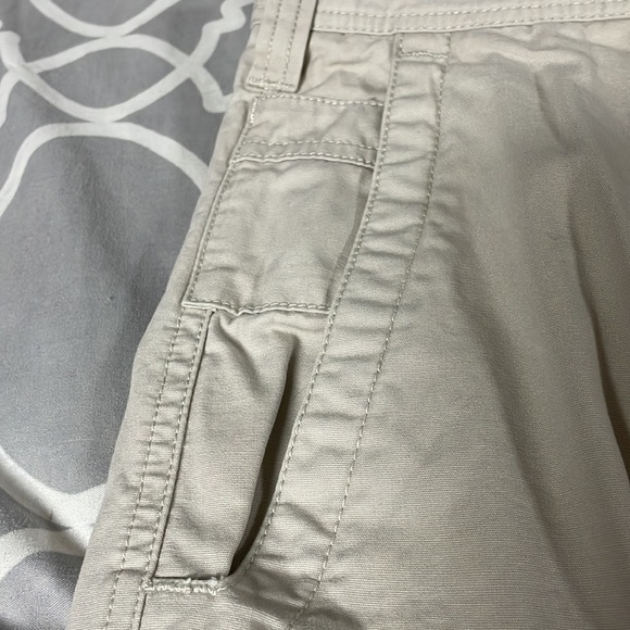 Columbia light colored men’s size 36x32 khaki - Picture 3 of 6